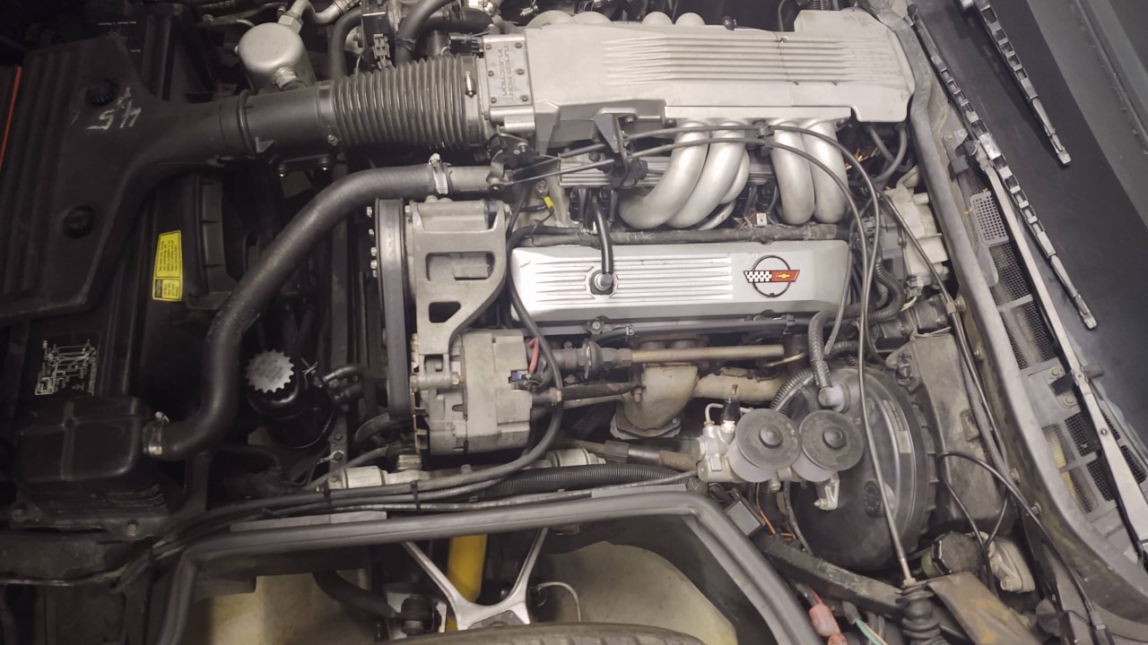 1985_Chevrolet_Corvette_L98_Engine