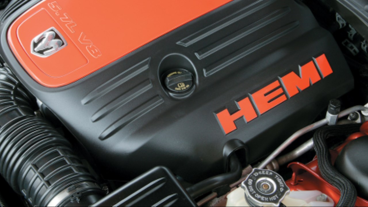 Chrysler 5.7-liter Hemi V8