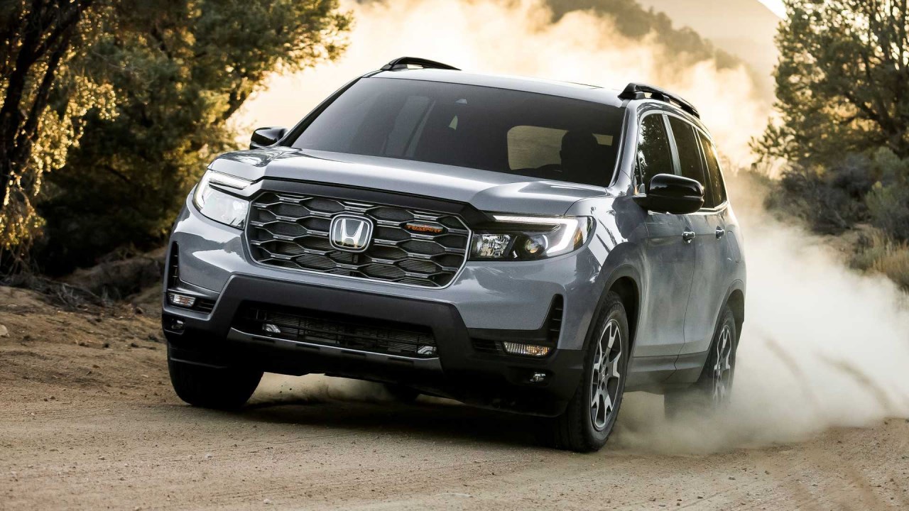 Honda Passport Front View