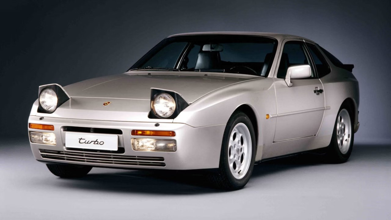 Porsche 944