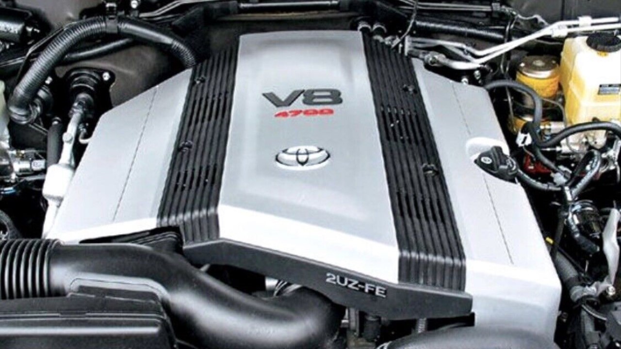 Toyota 2UZ-FE V8
