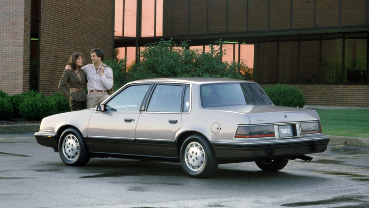 Pontiac 6000 STE