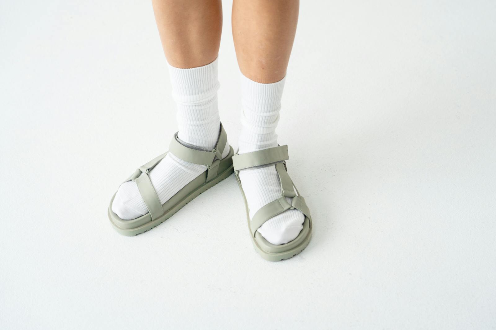 10 Things Men Wear That Scream Outdated