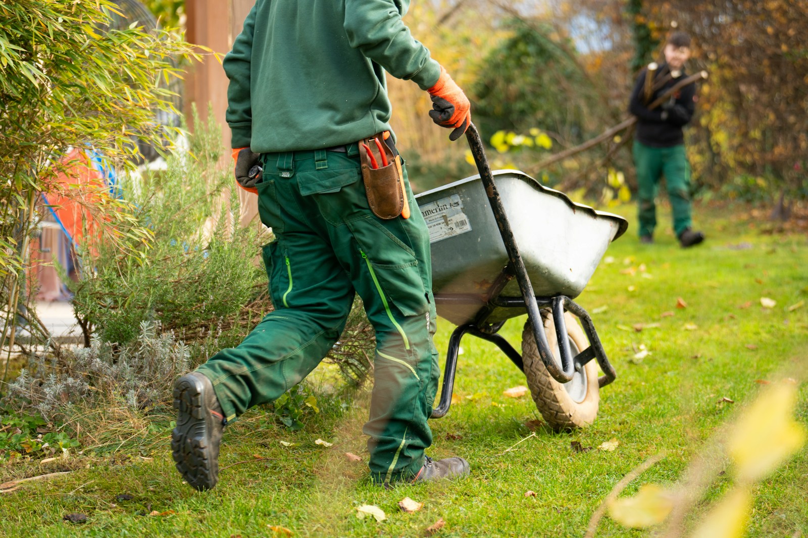 10 Home Projects Men Waste Money On