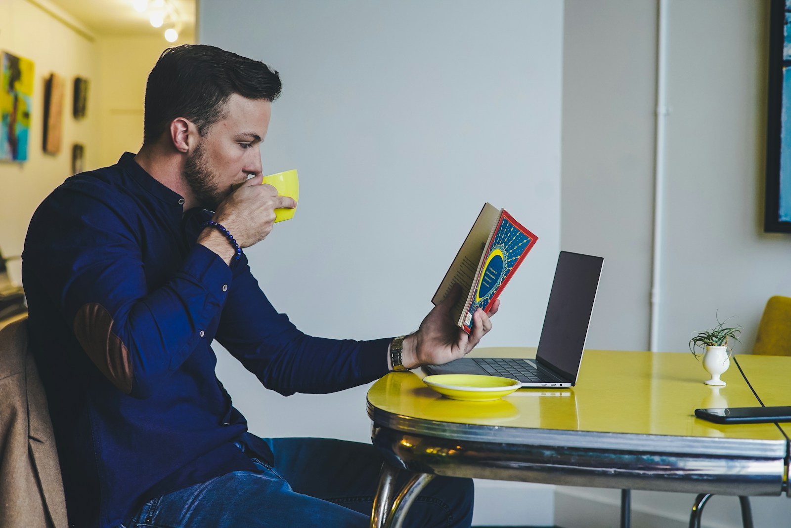 10 Things Strong Men Do Differently Every Day