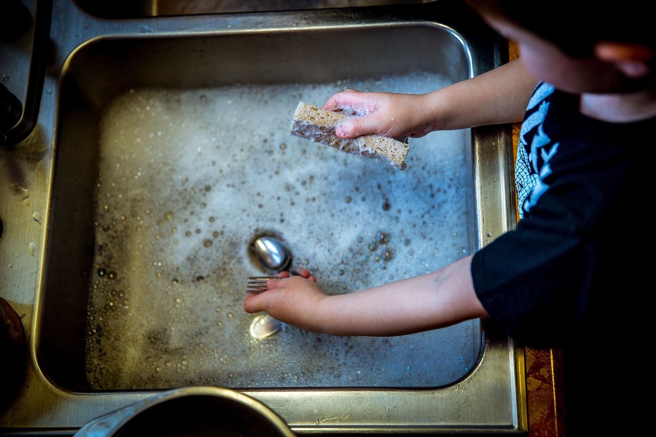6 Everyday Items That Are Dirtier Than a Toilet Seat