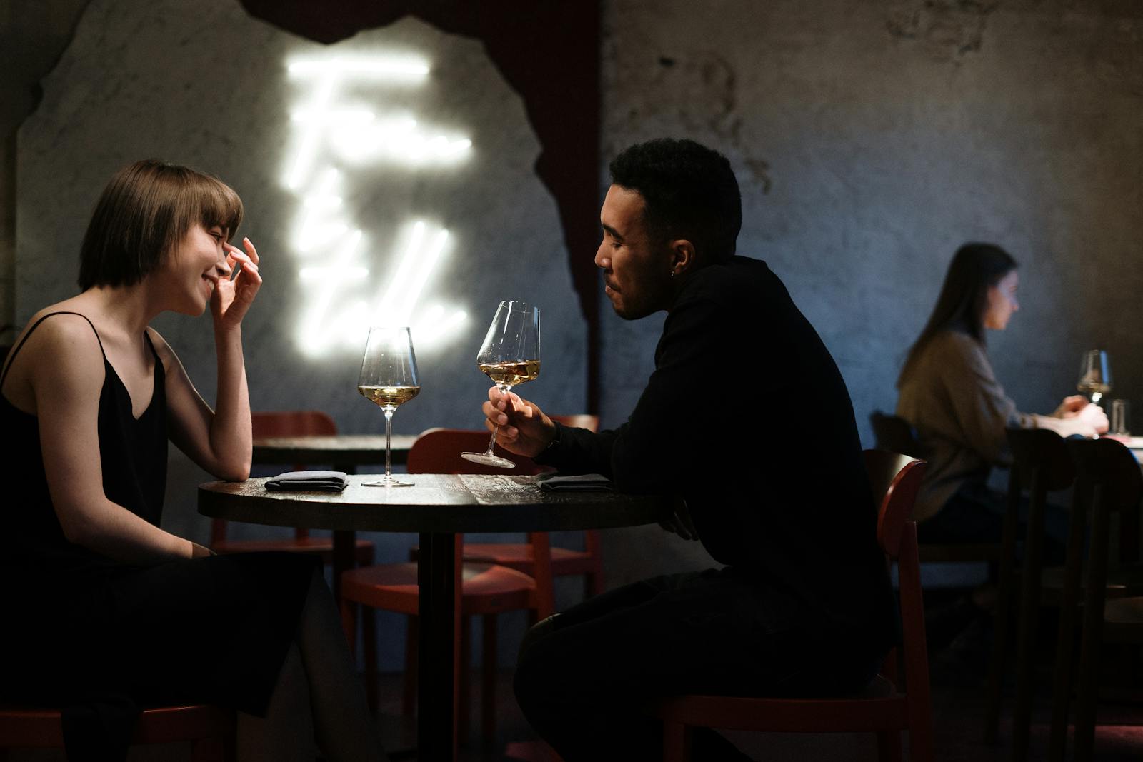 How to Spot Red Flags on the First Date